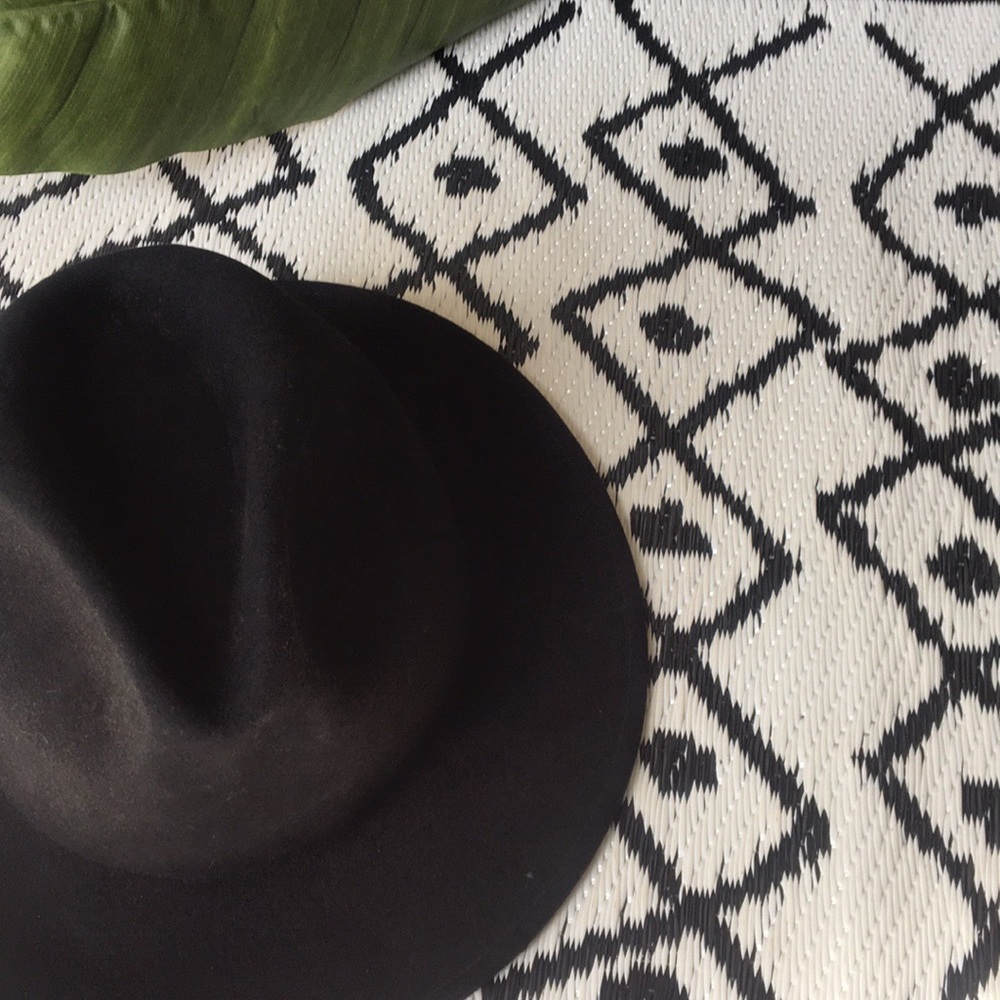VINTAGE WOOL FEDORA